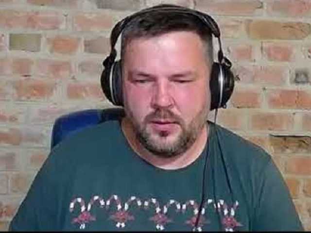 Украинец заставил россиянку публично извиниться за слова "Крым — наш": сеть взорвало видео