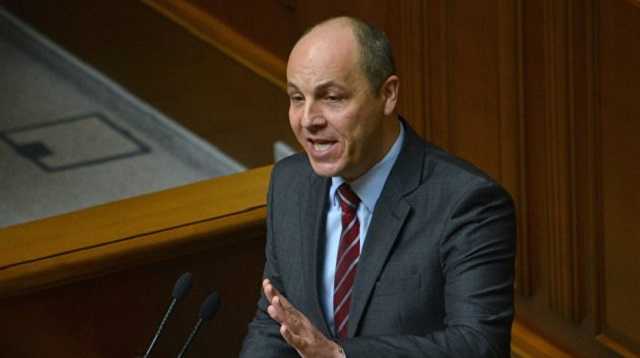 Парубий отключил микрофон депутату Верховной Рады, который выступил на русском языке