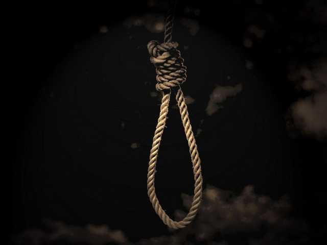 Под Черниговом студентка повесилась в душе