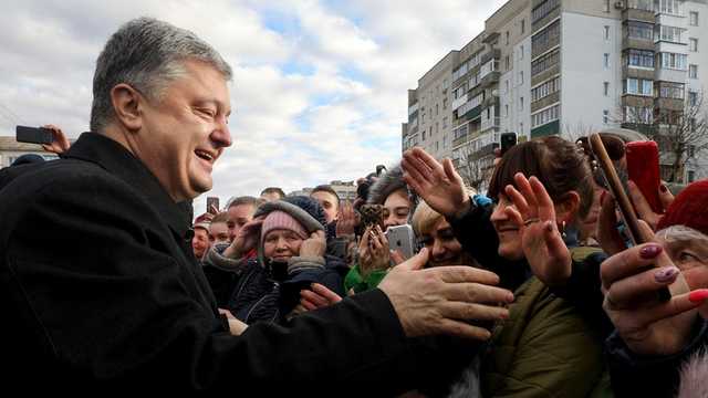 Вместо "негостеприимного" Луцка Порошенко отправился в Славянск, - СМИ