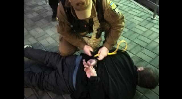 Муніципальна охорона Києва знешкодила наркомана, що погрожував лікарям