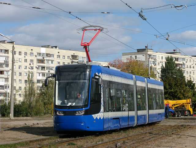 "Киевпастранс" отказался от более дешевых львовских трамваев "Электрон" из-за справки о несудимости: переплата по контракту составит 63 млн грн