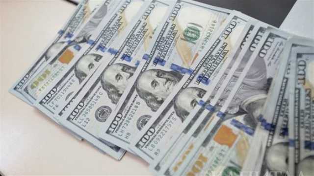 Доллар резко обвалился. Финансисты рассказали, что будет с валютой на следующей неделе
