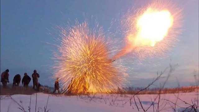 "Это красиво!" В сети показали мощный удар ВСУ по террористам на Донбассе