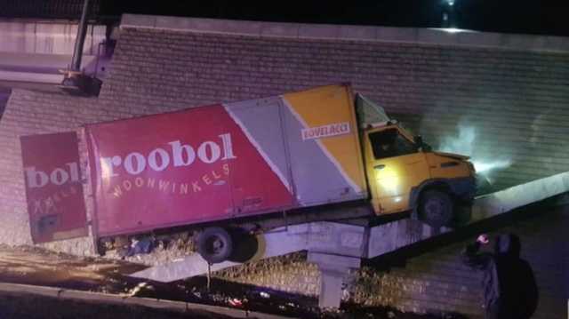 На Киевской трассе полицейские гонялись за пьяным водителем на грузовике