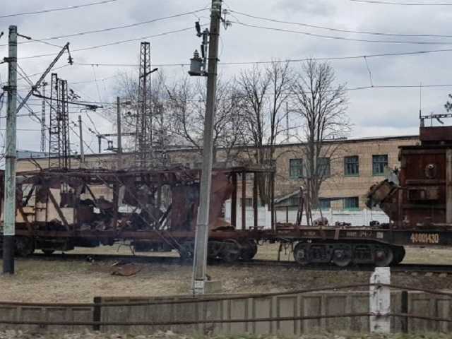 Как после бомбежки: в сети показали фото из оккупированного Иловайска