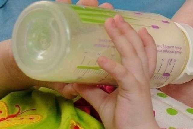 Схватил и убежал. В Запорожье средь бела дня украли грудничка