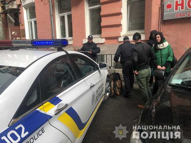 В Киеве «заминировали» офис Анатолия Гриценко