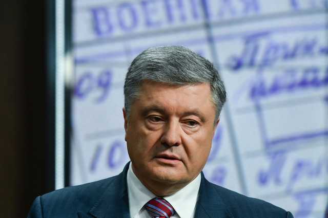 У Львові люди не можуть потрапити додому через приїзд Порошенка