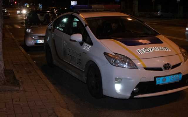 В центре Киева Smart сбил девушку на пешеходном переходе