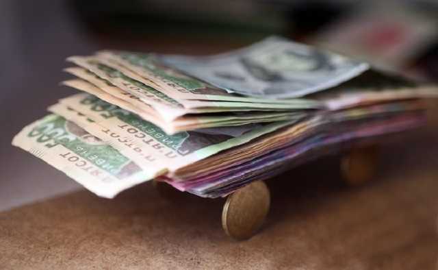 Госстат: Долги по зарплатам перед украинцами сократились до 2,4 млрд грн