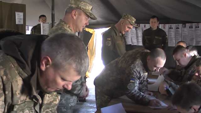 Более 20% военных на Донбассе уже проголосовали