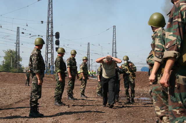 Дива у деклараціях. Охоронець вказав 11 мільйонів зарплати
