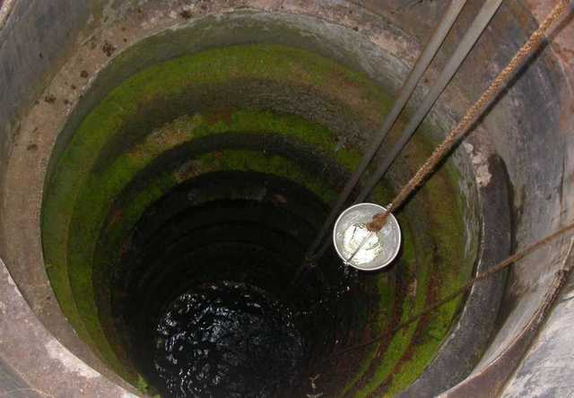 Под Харьковом годовалый ребенок отравился водой из колодца