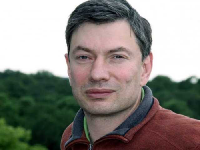 Цирк лучше кладбища: Эйдман о выборах в Украине и России