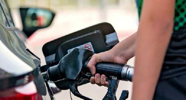 Почему в Украине подскочили цены на бензин и чего ждать
