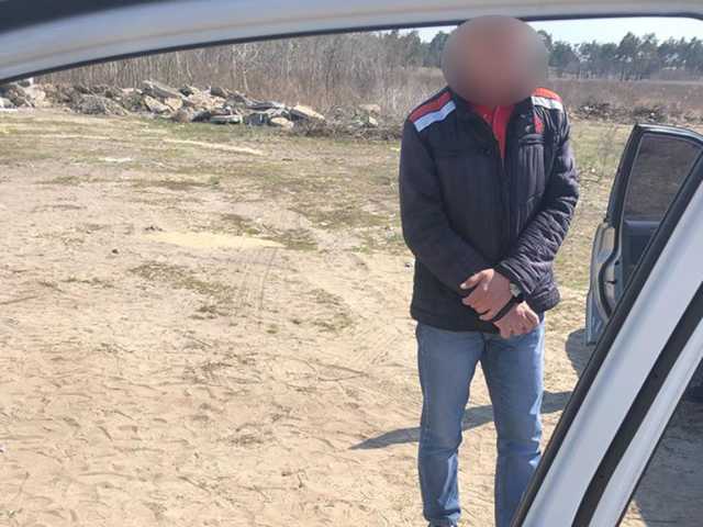 В Запорожской области поймали чиновника с наркотиками