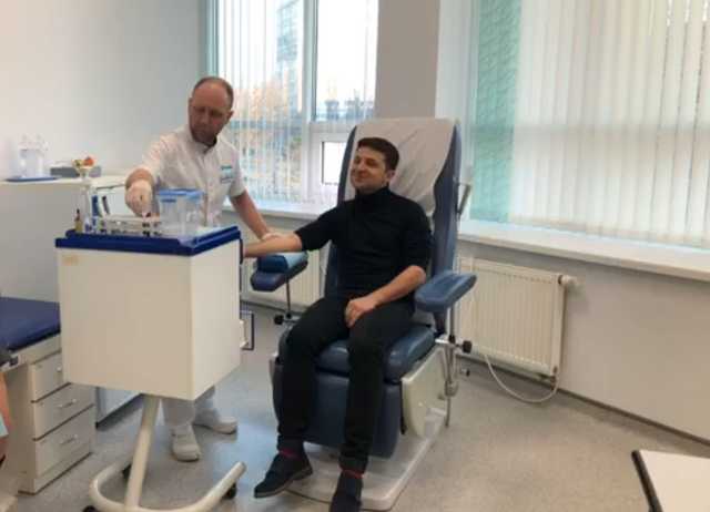 Хозяин клиники «Евролаб» рассказал, зачем анализы Зеленского отправили за границу