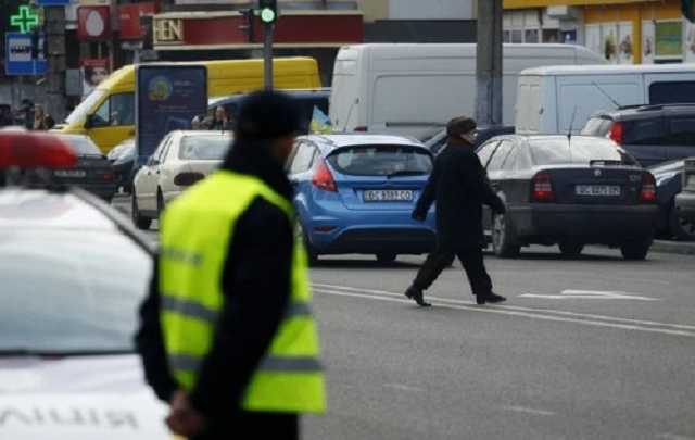 51 гривна или жизнь: Пешеходам нужны значительно большие штрафы