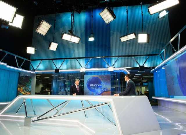 Порошенко обещает «омолодить» свою команду