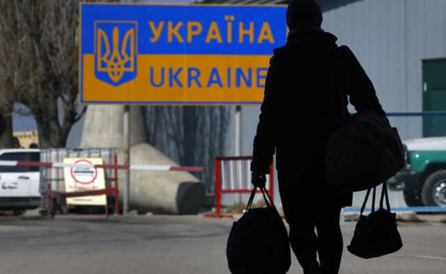 Украинских заробитчан ждут большие проблемы в Польше: «массовые проверки и штрафы»