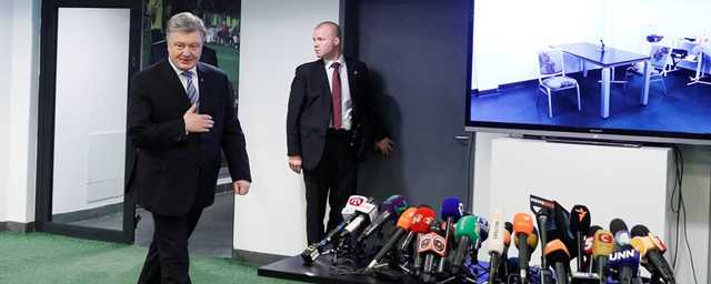 Моча Порошенко — это настоящий и убийственный символ наших последних пяти лет, — политолог