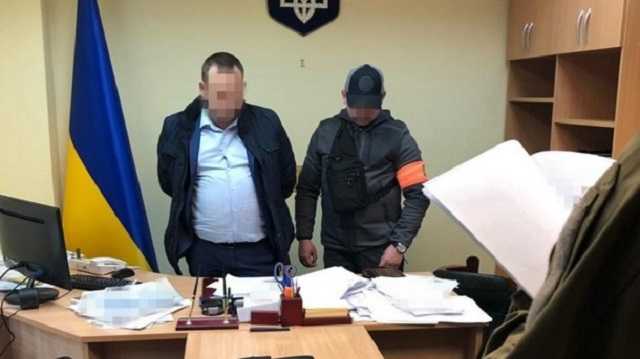 В Киеве полицейский попался на взятке