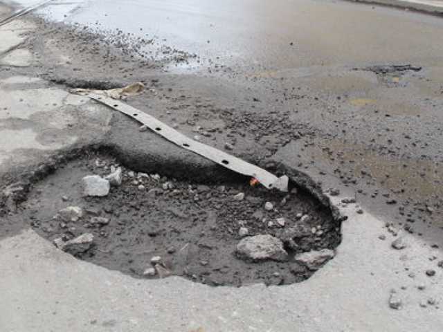 Ямочный ремонт не спасет: в сети появился снимок трассы Кировоград-Первомайск