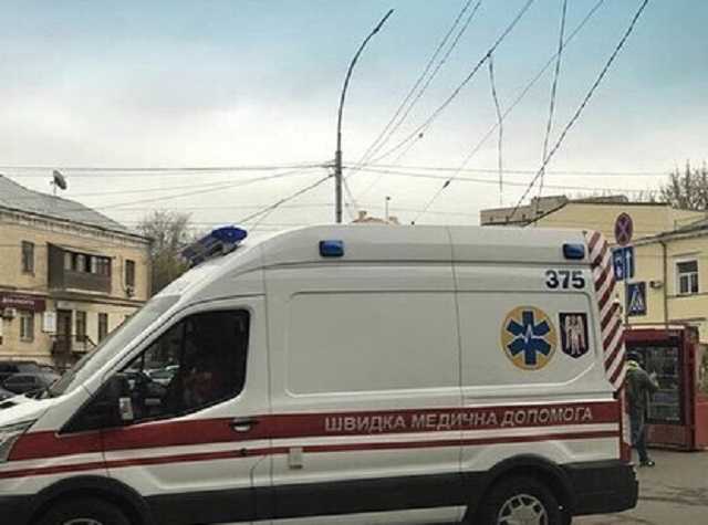 В центре Киева обрушились строительные леса