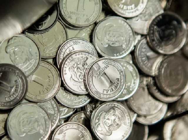 В Украине сократилось количество наличных денег в обращении: обнародована инфографика