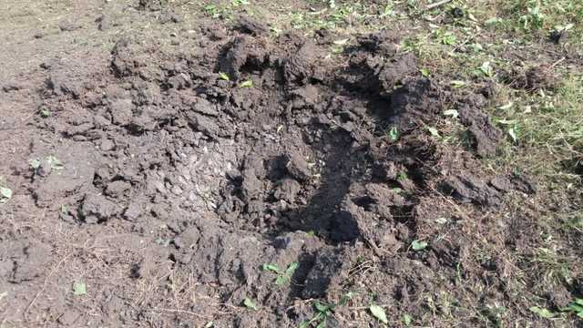 Последствия обстрела российскими террористами поселка Орловка из РСЗО "Град"