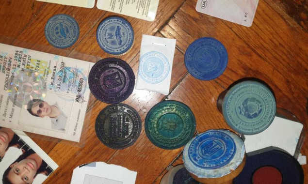 СБУ заблокировала масштабное изготовление поддельных украинских документов для иностранцев