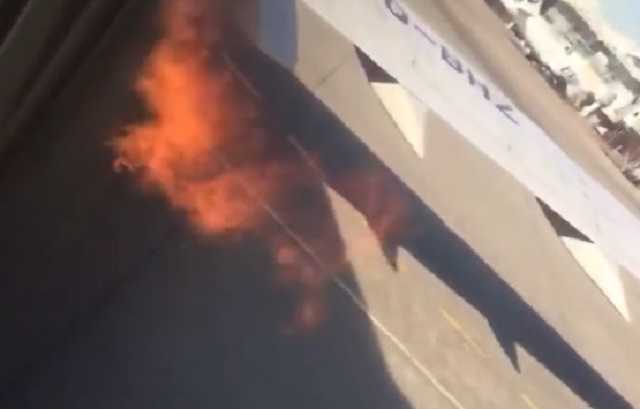 В России загорелся самолет с пассажирами: подробности ЧП