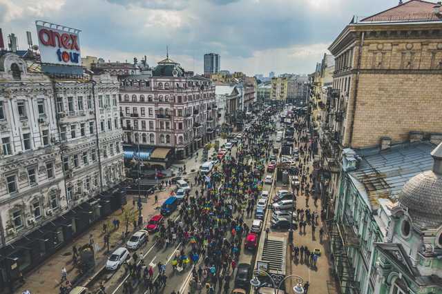 Сколько людей пришло на Майдан поддержать Порошенко: фото с высоты