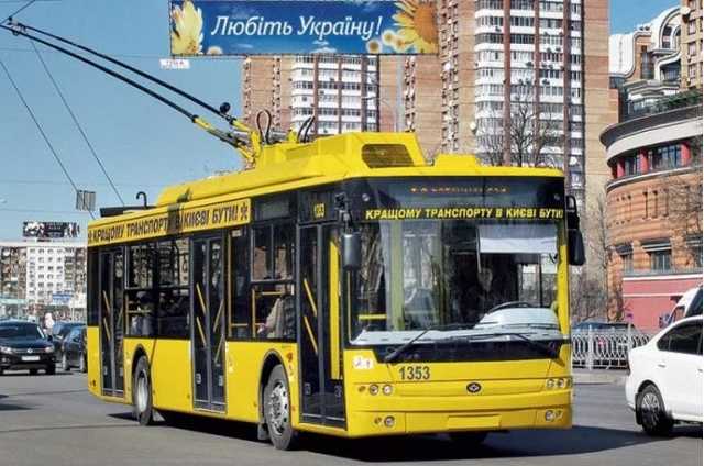 На Пасху транспорт в Киеве будет работать дольше