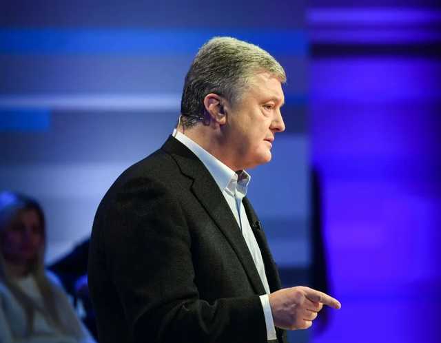 Порошенко рассказал об ужасе, который почувствовал на дебатах из-за Зеленского