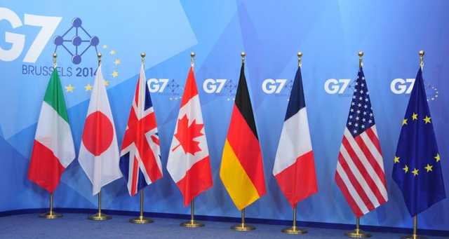   G7      
