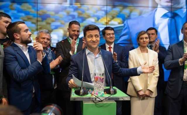 Зеленский должен настаивать на скорейшей инаугурации