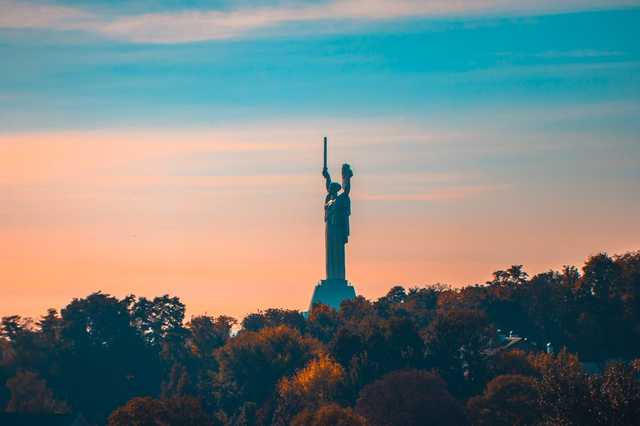 Как голосовал Киев: Ряд районов передумали и отдали голоса Зеленскому