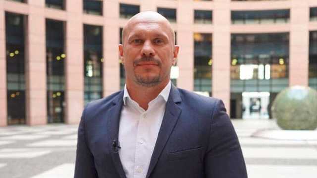 У Порошенко хотят отобрать Roshen: иск уже в суде