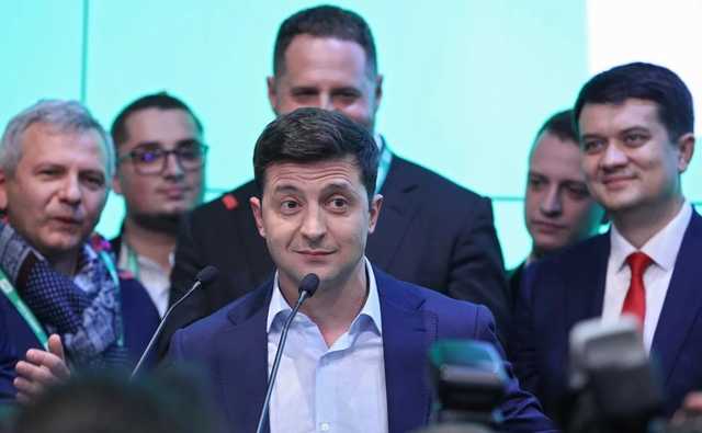 Посольство Украины требует извинений от чешских СМИ за статью о Зеленском