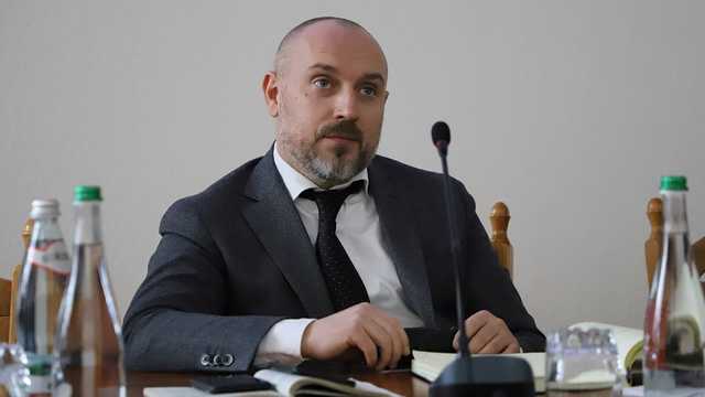 Богдан Чобіток: мультимільйонер та служака Януковича в новоствореному ДБР