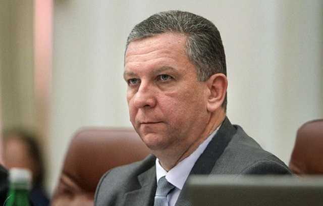 Рева предлагает выборочно выплачивать пенсии для украинцев в ОРДЛО