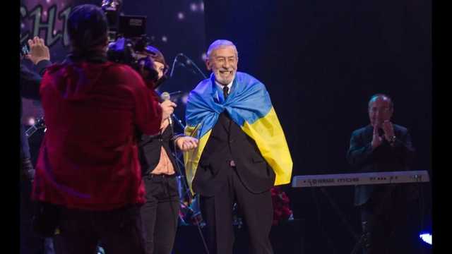 «Слава Украине!»: легендарный Кикабидзе эмоционально поздравил украинцев и Зеленского