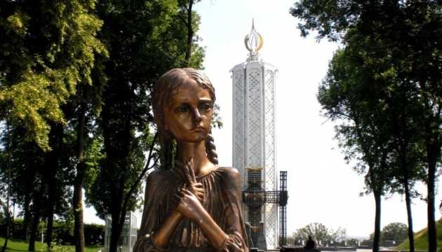 Українці Німеччини планують зібрати 50 тисяч підписів під петицією про Голодомор