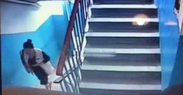 В Днепре аферистка, обманув детей, вынесла из чужой квартиры ценные вещи