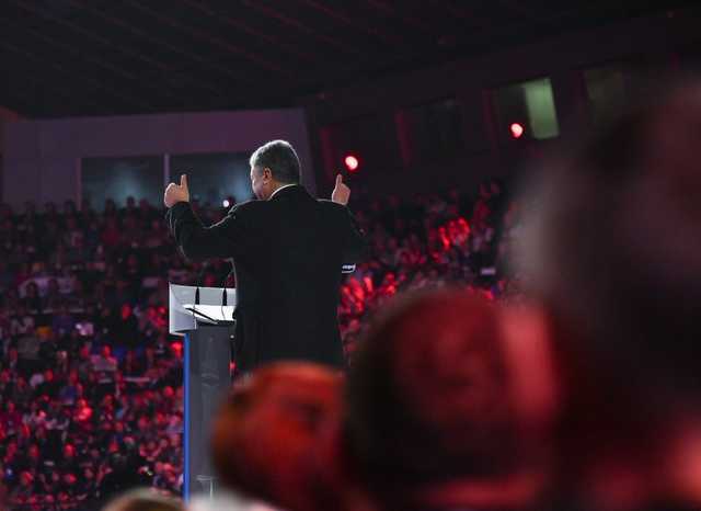 Порошенко потратил более полмиллиарда гривен на предвыборную кампанию