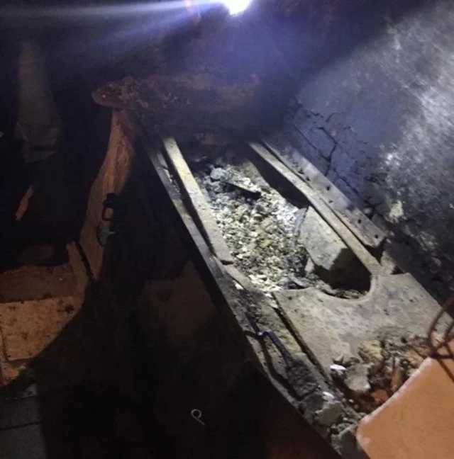 В Сумской области мужчина убил двух людей, а тела сжег в печке