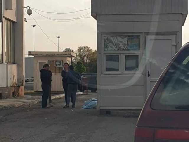 На пункте пропуска умер украинец, ехавший в Венгрию