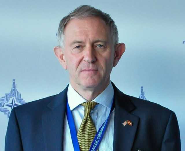 Глен Грант: Что должен сделать новый главнокомандующий Владимир Зеленский